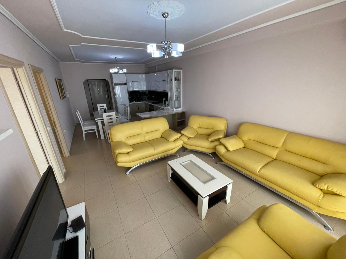 Flower Apartment Sarande Ngoại thất bức ảnh